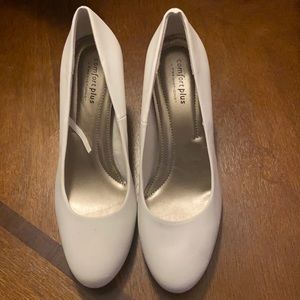 Women’s white heels